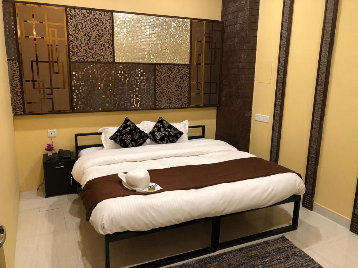 The Madaar House Hotel Benares Buitenkant foto